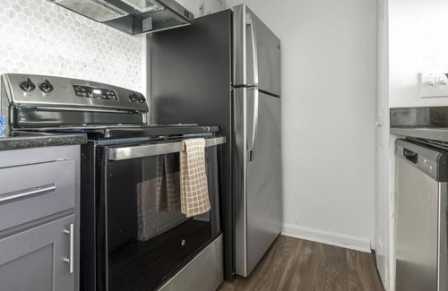 Winston - Salem Apartment | NorthcliffeForest 1BD 3