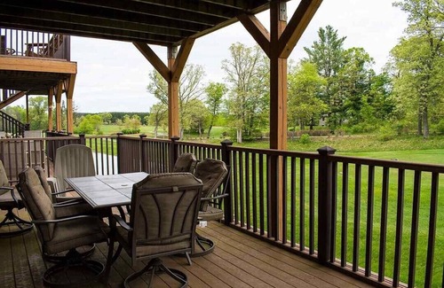 Arkdale Condo | Northern Bay Golf Resort and Marina - 3 bed on Castle Rock Lake!