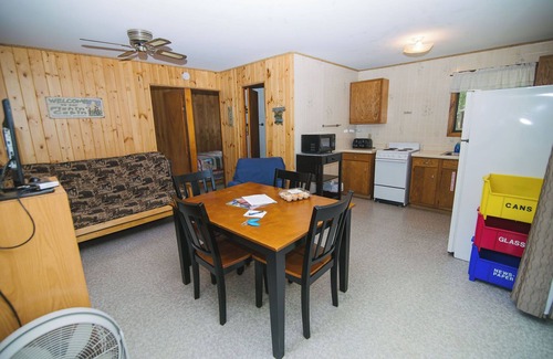 Richmond Cabin | Northern Pines, 2BR lakefront cabin situated in family-friendly Riverside Resort