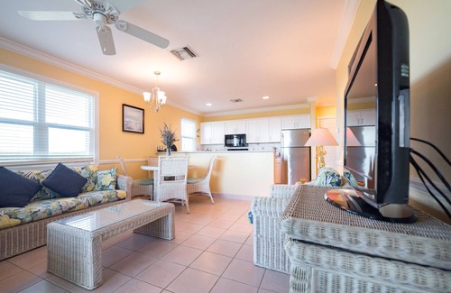 Wheeland Settlement Apartment | Northwest Point Resort