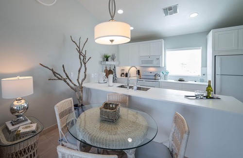 Wheeland Settlement Apartment | Northwest Point Resort