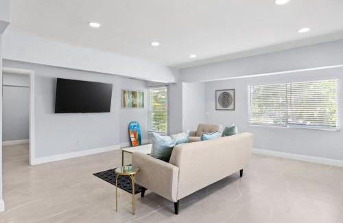 Sanibel Apartment | Not Open