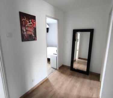 Argenteuil Bed & Breakfast | Notre Dame d'Orgemont - Rose 3