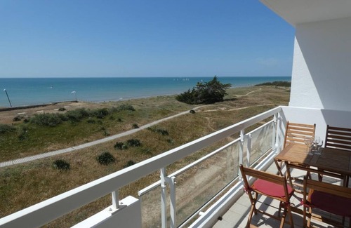 Notre-Dame-de-Monts Apartment | Notre-Dame-de-Monts - 58m² Apartment, 2 Bedrooms, Balcony, Parking - 4 People