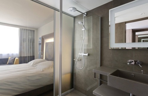 La Confluence Hotel | Novotel Lyon Centre Confluence Bord de Saone