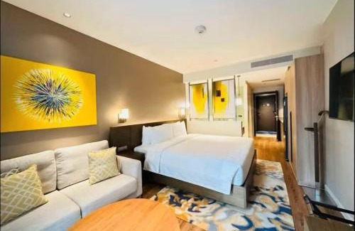 Makati Hotel | Novotel Rockwell View Hotel Residences