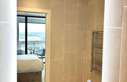 The Docks Apartment | NOVU Apartments Liverpool Waterfront