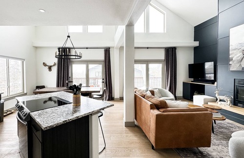 Wildernest House | Now Booking Ski Season|Game Room|Dog Friendly