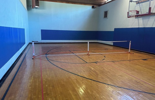 Mishawaka House | ntSleeps 18 w/Indoor Basketball Pickleball Court,2-Heated Pools & Hot Tub!