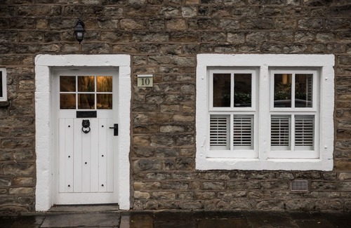 Whalley Cottage | NUMBER 10, pet friendly, luxury holiday cottage in Whalley