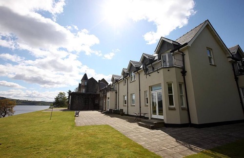 Arden Cottage | Number 15 Lomond Castle - Sleeps 6-7 - sleeps 7 guests in 3 bedrooms