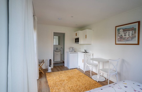 Blenheim Bed & Breakfast | Number 41 Bed and Breakfast