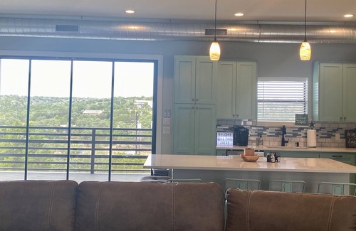 Burnet House | Vacation Villa by Lake Buchanan and Spider Mountain