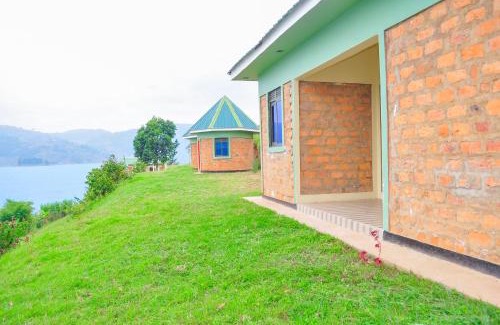 Kabale Hotel | Nyamunyonyi Lake Resort