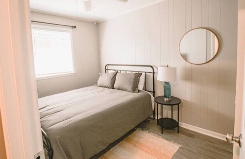 Washington Square Apartment | Oakleigh Square Townhome #7