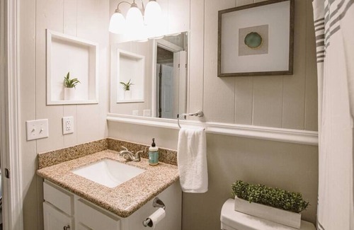 Washington Square Apartment | Oakleigh Square Townhome #7