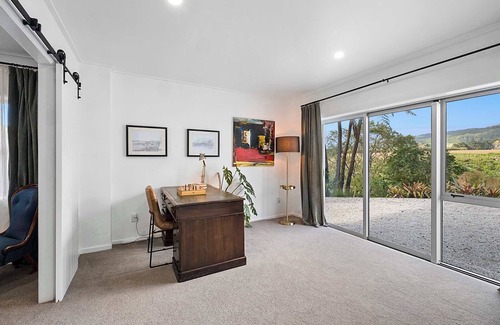 Oakura House | Oakura Oasis: Coastal Retreat for Relaxation