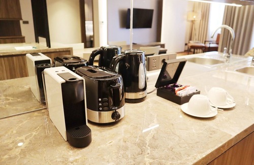 Setiabudi Apartment | Oakwood Suites Kuningan Jakarta