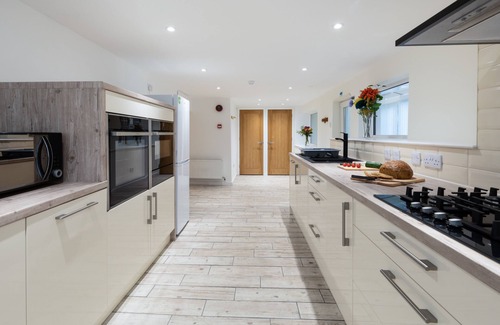 Falmouth Apartment | Oasis Apartment