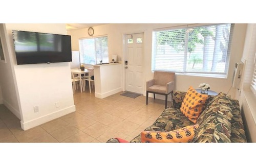 Parkside House | Oasis at Hollywood lll,sleeps 3