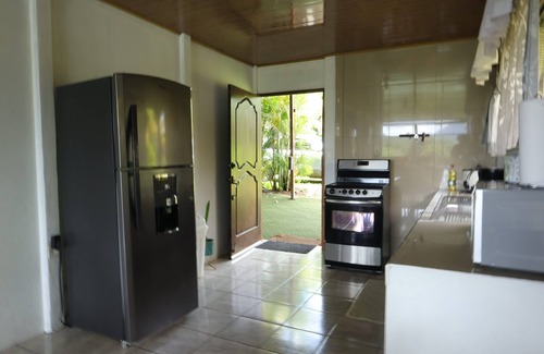 El Fosforo Apartment | Oasis House with Soaking tub - Volcano & Lake views