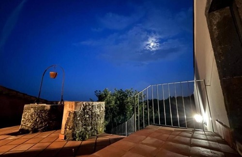Mascali House | Oasis of Relaxation on Etna - Country House with Independent Suites, Pet-Friendly