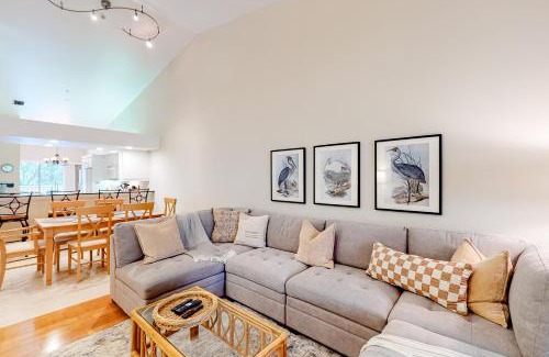 North Naples Apartment | Oasis on Grey Fox Run