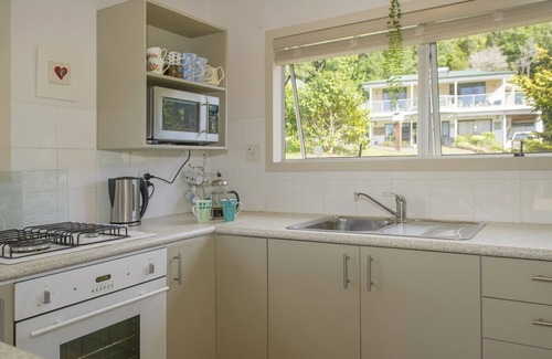 Tairua Cottage | Oasis Tairua - Tairua Holiday Home