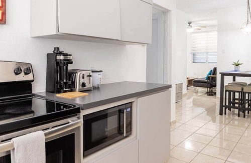Cerro Gordo Apartment | Oasis Terrace! 15 guest near beach. Huge terrace!