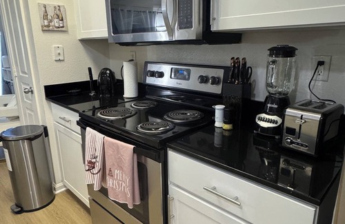 Huntington Apartment | OasisCharming2Bedrooms+SofaBedFreeParking WashingtonDCAnd ReaganNational Airport