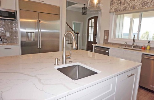 Pawleys Island House | Ocean and Creekfront -Amazing Views, Dock, Sea La Vie
