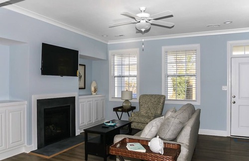 Northeast Virginia Beach House | Ocean Breeze 4 Minutes from the Beach