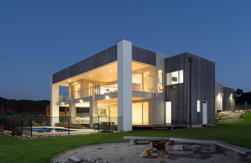 San Remo House | Ocean Breeze in San Remo