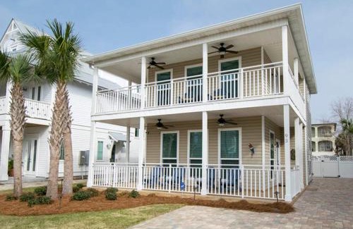 Crystal Beach House | Ocean Breeze