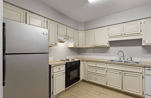 Myrtle Beach Hotel | Ocean Crest Inn and Suites