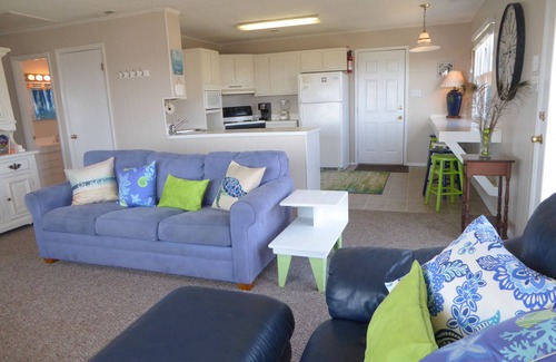 Yaupon Beach Cottage | Ocean Front Beach Cottage-180 degrees ocean view from every room and L-deck