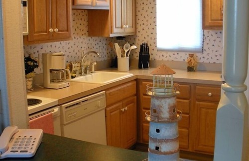 Fenwick Island Condo | Ocean Front Condo - Beach Chairs/umbrella Provided