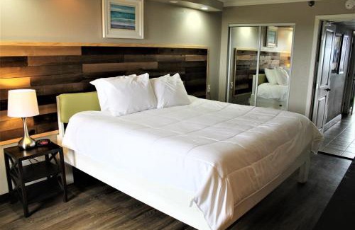 Myrtle Beach House | OCEAN FRONT VIEWS Caravelle Resort 1138