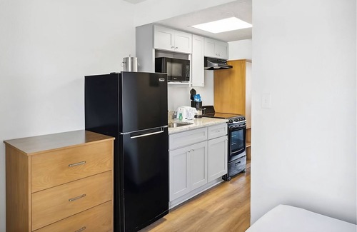 Laguna Beach Estates House | Ocean/Gulf View Beach Walkup Deluxe Suite at Sugar Sands Hotel, 2 Units