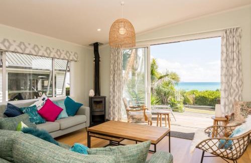 Langs Beach House | Ocean Oasis - Langs Beach Holiday Home