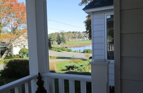 Lunenburg Apartment | Ocean Side Apartment