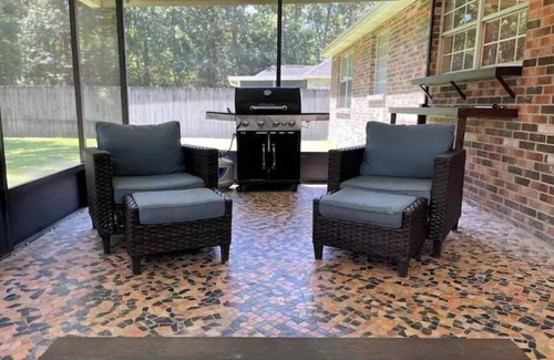Ocean Springs House | Ocean Springs Getaway Vacation Home