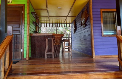 Gales Point Apartment | Ocean View Beach Front Purple Cabana 2, AC, Wi-Fi, Swim Pool
