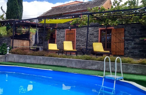 Arco da Calheta Cottage | Ocean View Cottage - Stone rocks house with e beautiful ocean view.