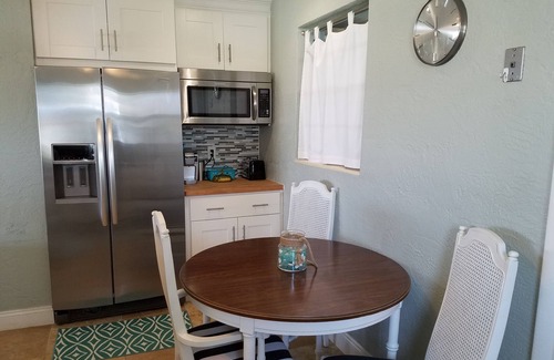 O'byrne House | Ocean view cottage Ormond by the Sea-Now Available Jan-Mar 2026
