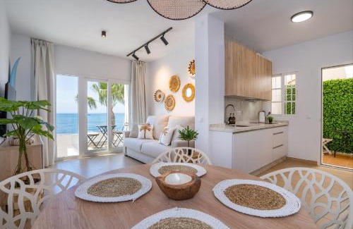 Rincon de la Victoria Apartment | Ocean View on the Beach in the Center of Town!
