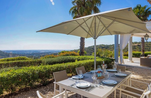 Quinta das Raposeiras Villa | Ocean View Luxury Villa with infinity pool, vineyard and subtropical garden
