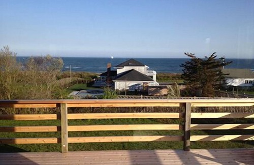 Montauk Cottage | Ocean View Modern Cottage —Walk to Town, Beach Pass Included.