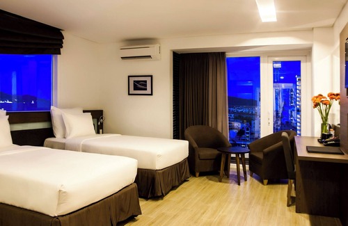 Tran Phu Beach Hotel | Ocean View Nha Trang