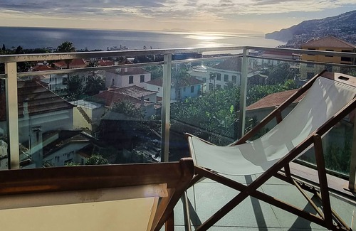 Santo Antonio Apartment | Ocean view, Sunrise Sunset in one place